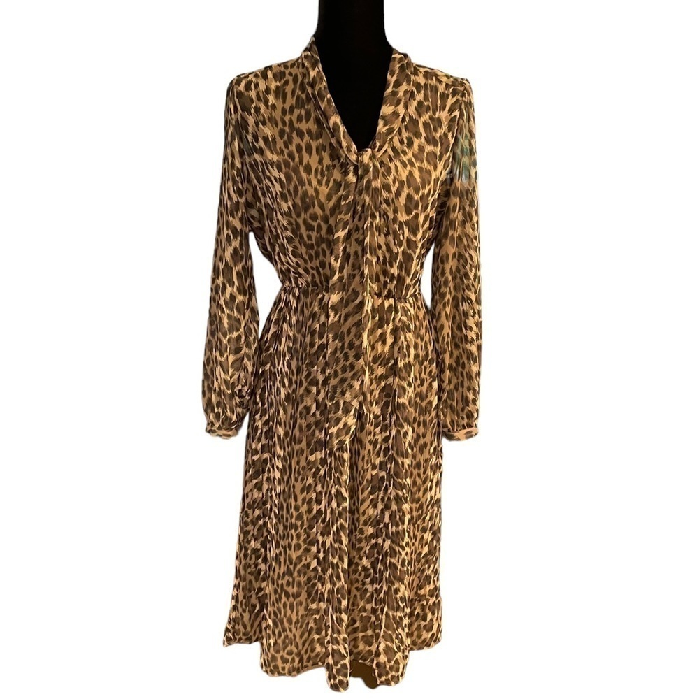 EUC Banana Republic Leopard Print Pleated Midi Dress size 4